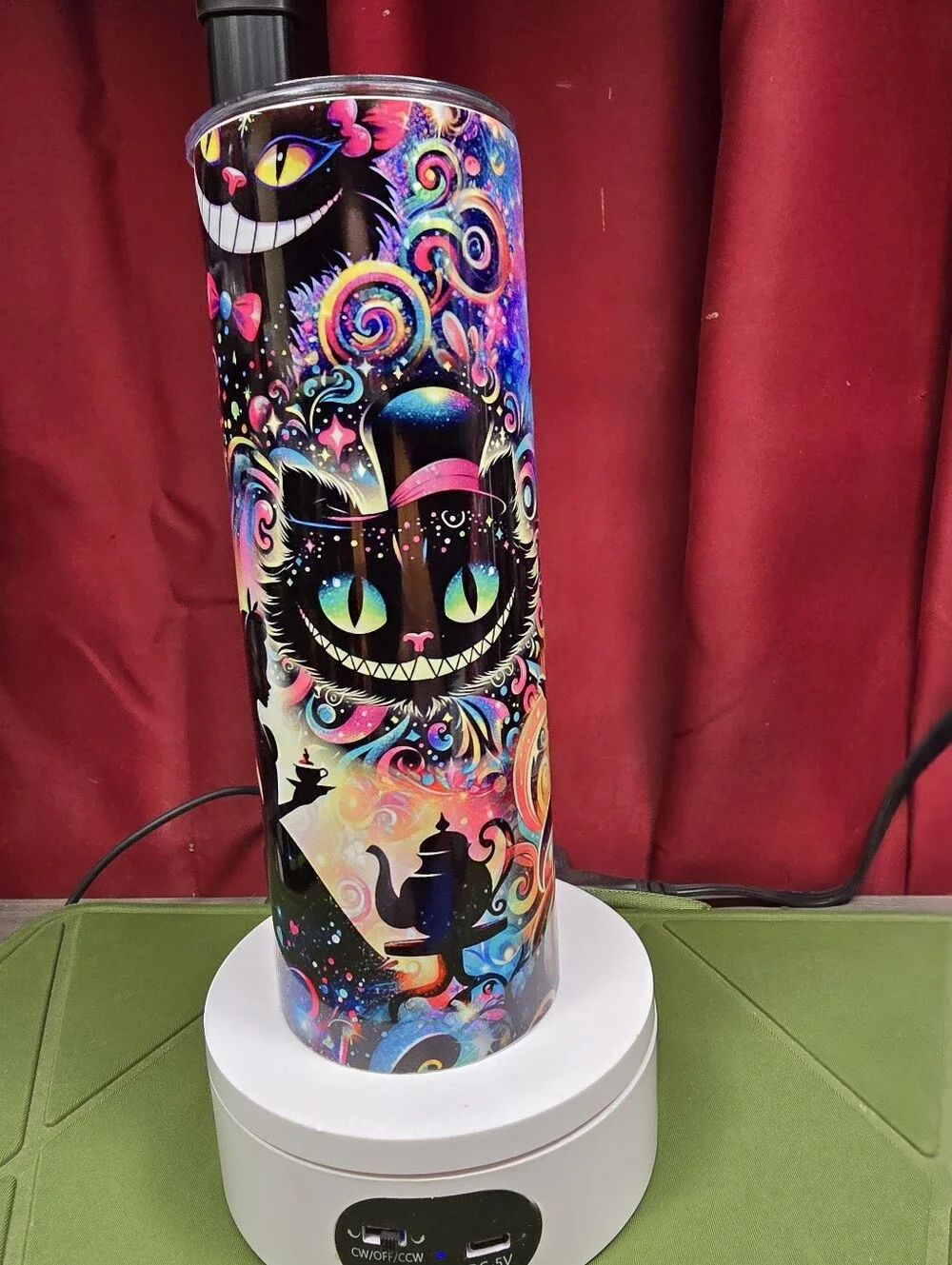 Alice In Wonderland Hogg Brand Tumbler 25oz